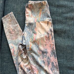 Onzie Multicolor Abstract Leggings